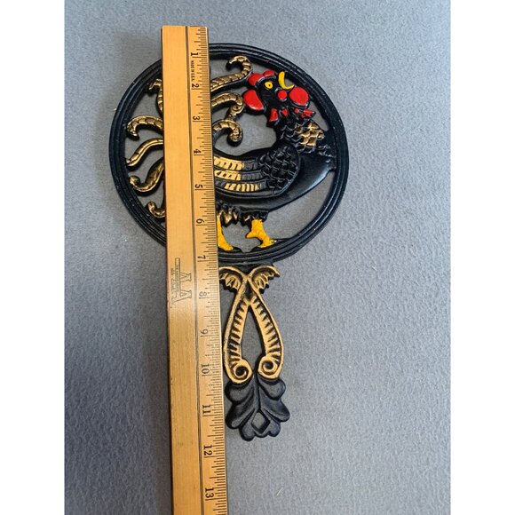 Vintage Cast Iron Rooster Trivet With Handle Cooking Stand Hand-Painted - Picture 4 of 9